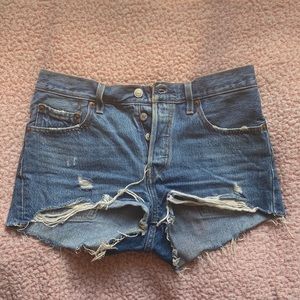 Levi’s 501 Cutoff Shorts